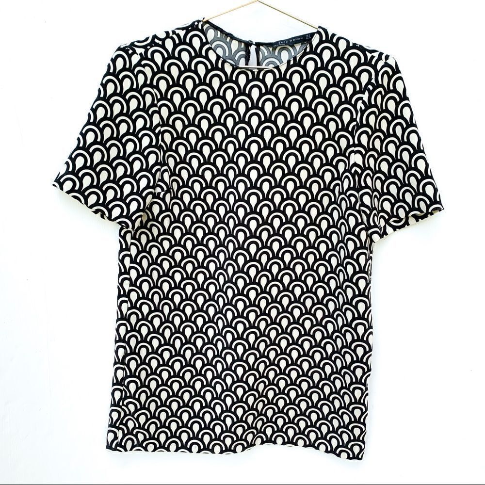 Zara Black Cream Scallop Print Short Sleeve Top
